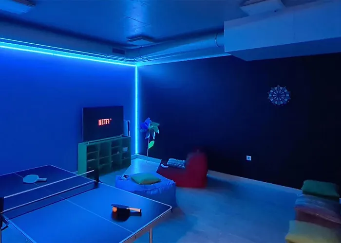 Nyaraló Stunning In With Sauna *